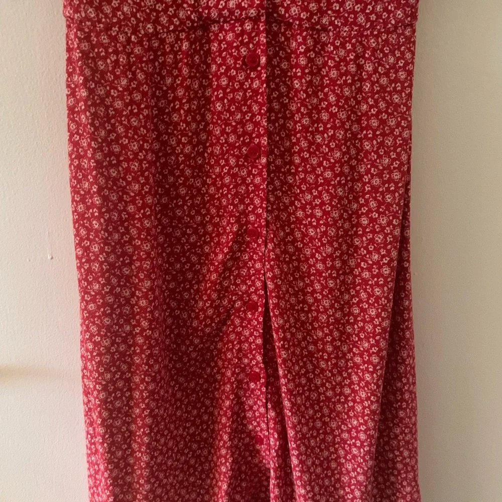 Women’s Paris Altelier Red Floral Women's Dress size 0